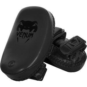 Venum - Escudos / Light Kick Pad / Negro-Negro / Pares